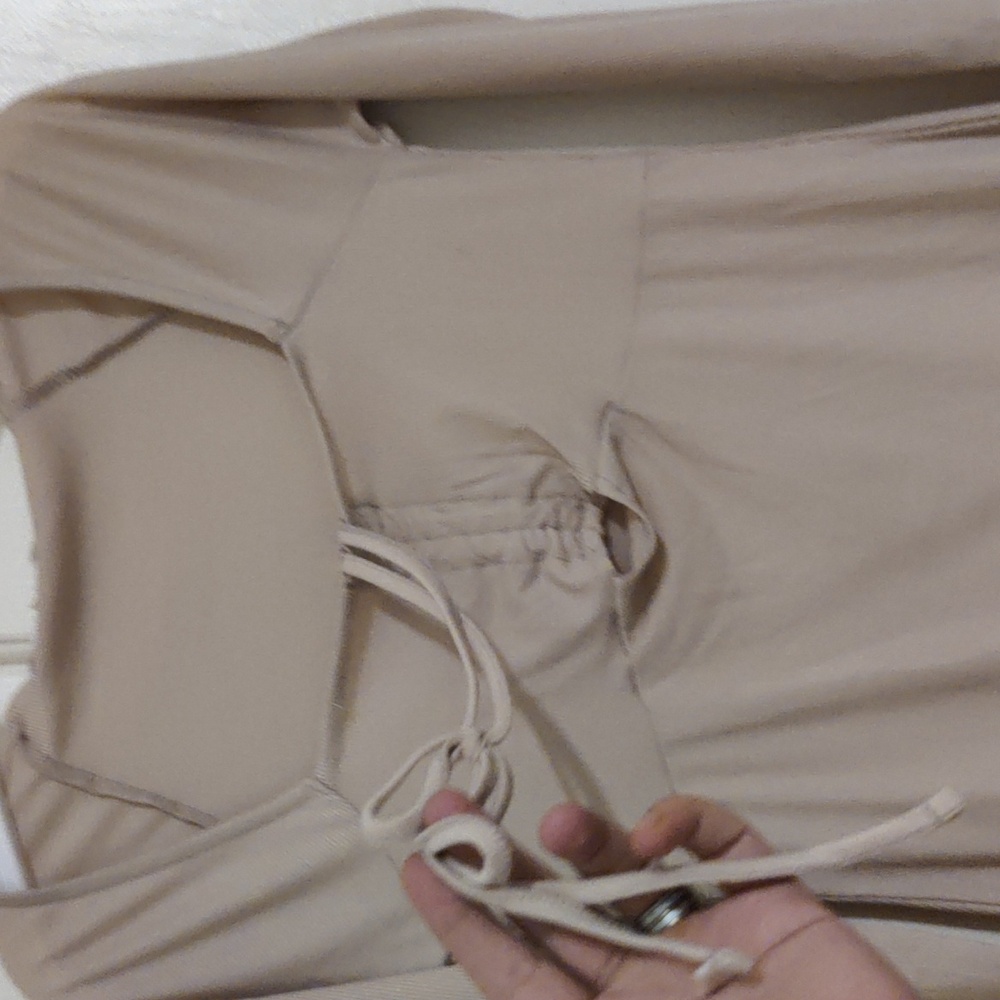 Dress 👗 - Picture 2 of 4